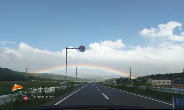 2ch：成功拍摄到了雨过天晴的彩虹