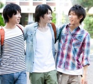 2ch：10年前的日本大学生春夏时尚太土气了www
