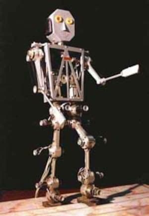 2ch：中国制造了惊人的人型机器人