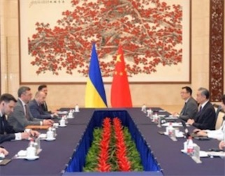 2ch：“准备与俄罗斯谈判” 乌克兰外长和中国外长举行会谈